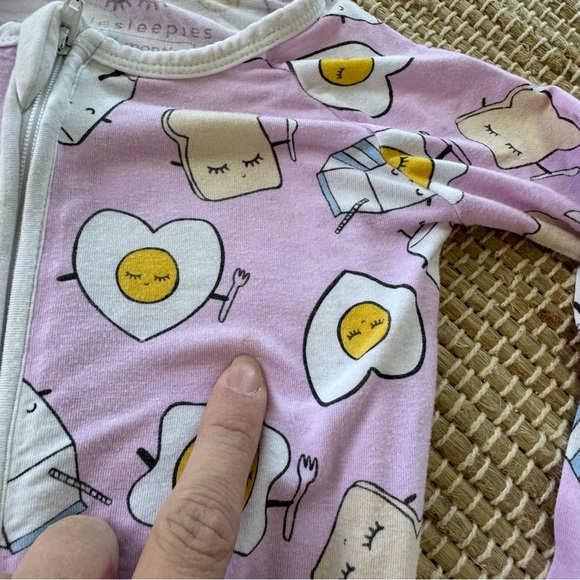 Little Sleepies 18-24m breakfast - Picture 3 of 4